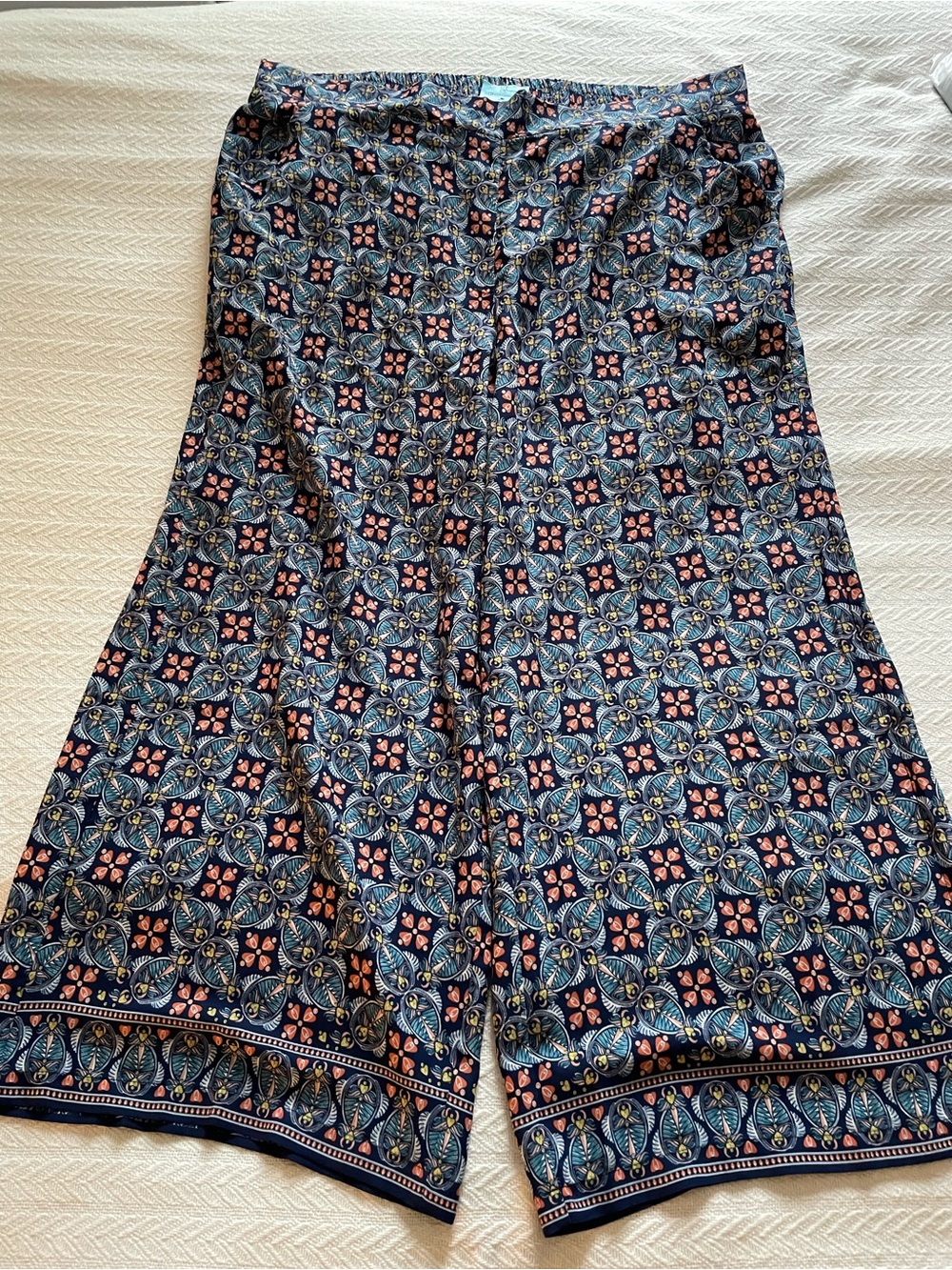 Womens 1x Blue Printed Barrel-Leg pants